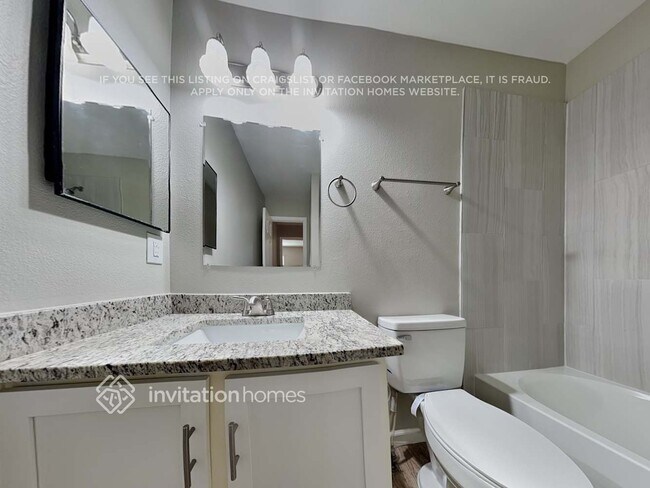 Building Photo - 759 Memory Ln