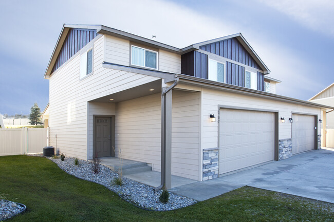 Primary Photo - Orchard Land Duplexes