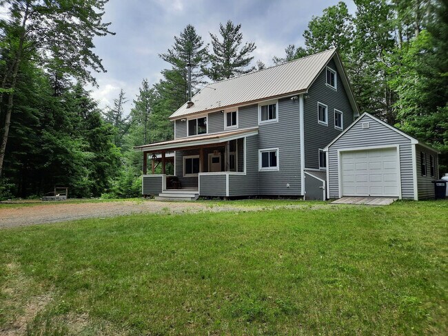 Building Photo - 157 Slalom Ln