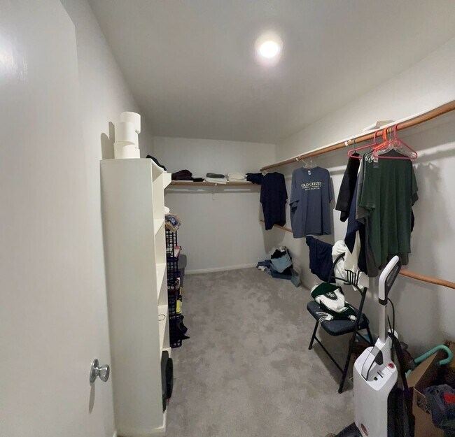 Building Photo - 2722 Springstone Dr