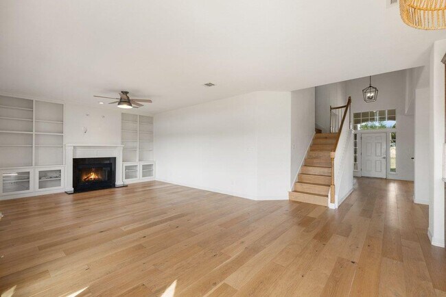 Building Photo - 17133 Majestic Ridge Rd