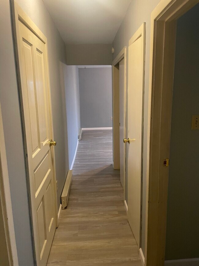 Building Photo - Herndon Apartments