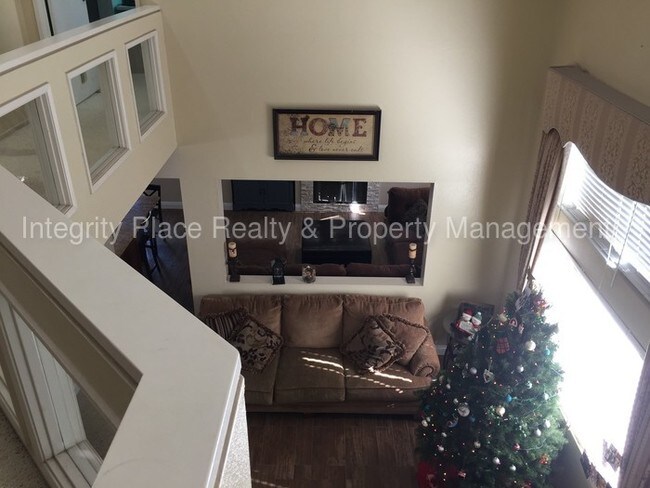 Building Photo - Parkside Green Gated Community