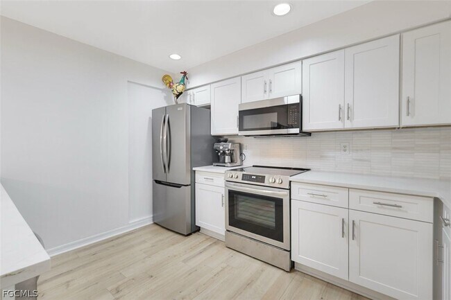 Building Photo - 13171 Whitehaven Ln