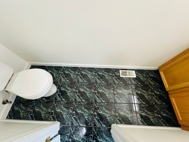 Building Photo - 3 Bed 2.5 Bath Roosevelt Area Remodeled  M...