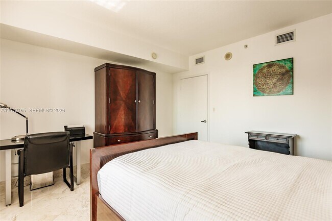 Building Photo - 325 S Biscayne Blvd
