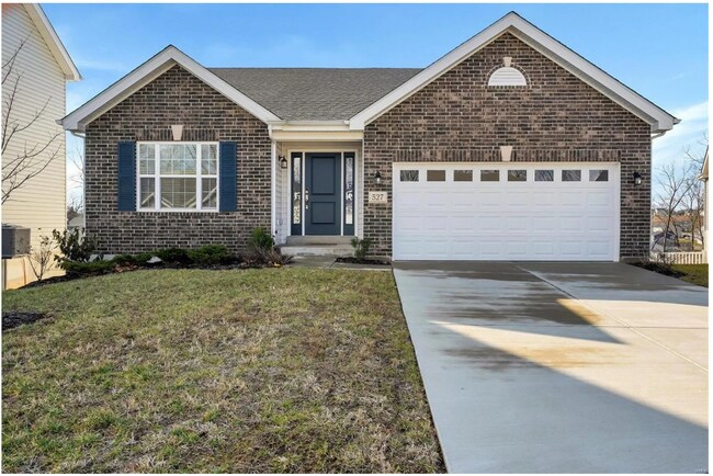 Primary Photo - 527 Brookside Forest Ct