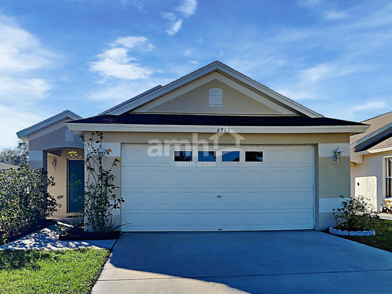 Primary Photo - 6803 Summer Cove Dr