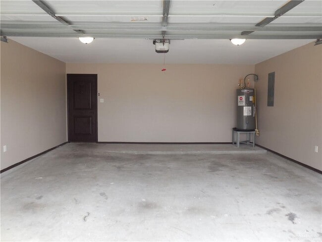 Building Photo - 6225 N 45th St