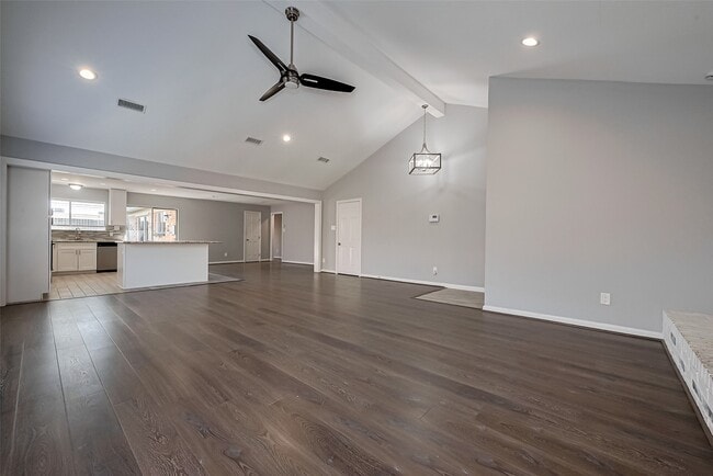 Building Photo - 319 Gentilly Dr