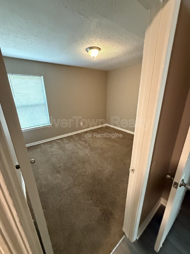 Building Photo - 3386 Spring Water Cove