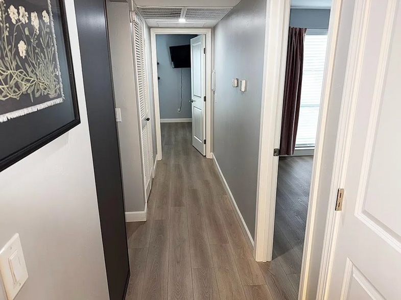 Building Photo - 750 Del Verde Cir