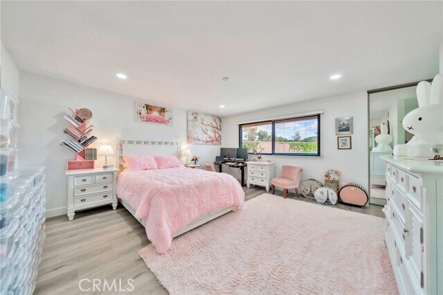 Building Photo - 5151 Walnut Ave