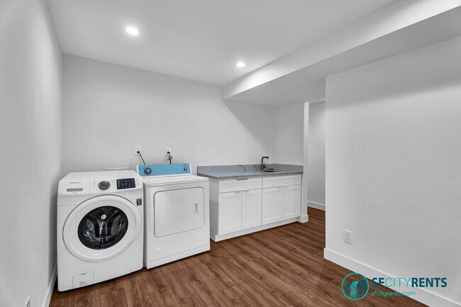 Building Photo - Richmond District: Newly Renovated Single Family Home w/ Smart Features & EV-Ready Garage