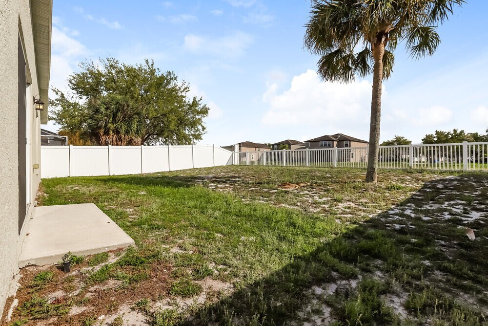 Building Photo - 11515 Mountain Bay Dr