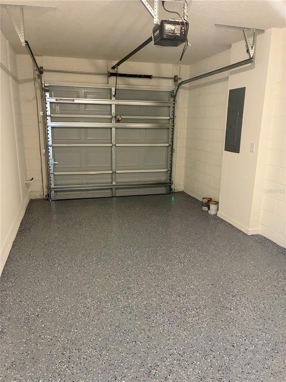 Building Photo - 528 Zinfandel Dr