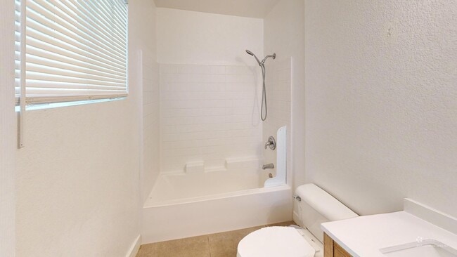 Building Photo - 1408 E Orange St.