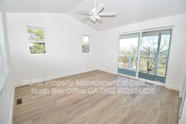 Building Photo - 510 Fairview Ct