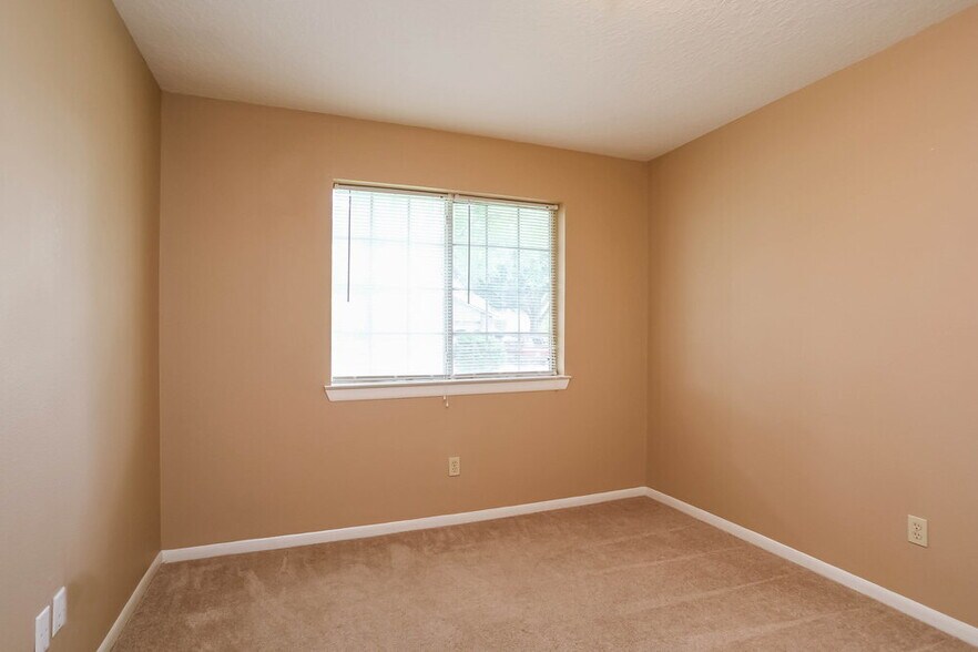 Building Photo - 19311 Cypress Bay Dr