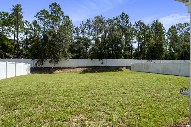 Building Photo - 143 Servia Dr