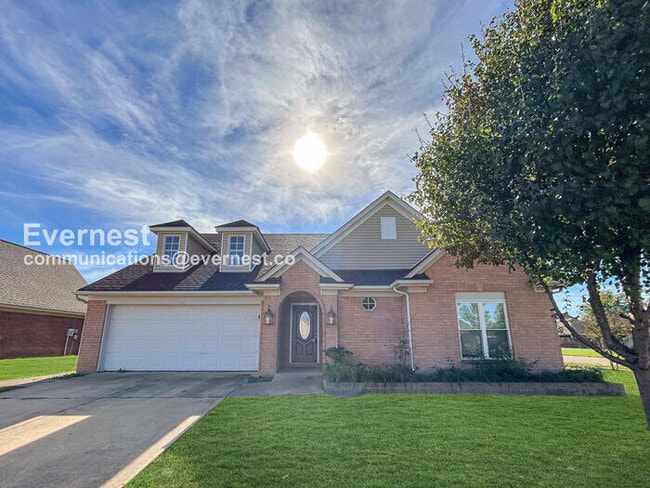 Primary Photo - 1649 Central Trails Dr