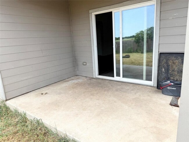 Building Photo - 12813 Stoney Ridge Bend