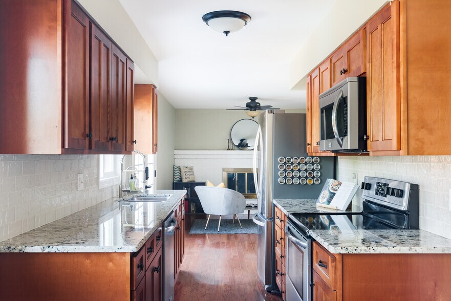 Building Photo - 8519 Ingalls Cir