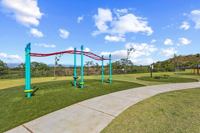 Building Photo - Modern Townhome Living in Ho’opili
