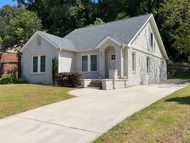 Building Photo - 667 Francis Pl NW