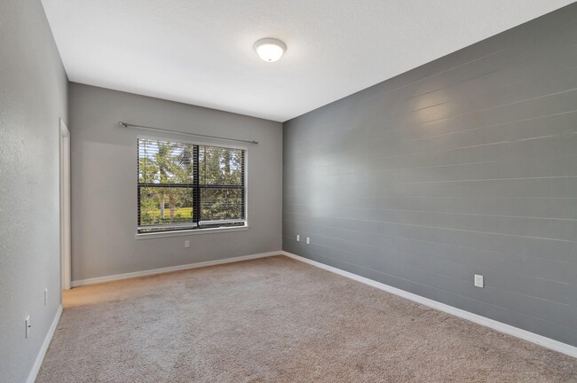 Building Photo - 2854 Bard St