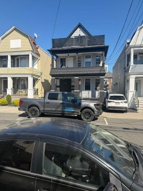 Building Photo - 8516 3rd Ave