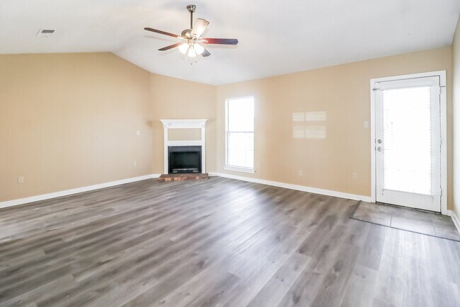 Building Photo - 2630 Pintail Dr