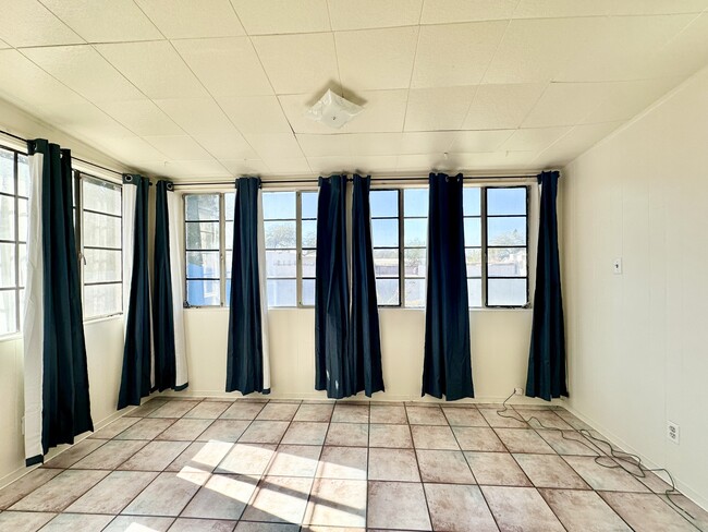 Building Photo - 1150 N Jones Blvd