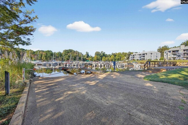 Building Photo - 298 Outrigger Ln