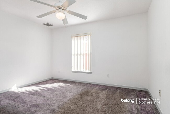 Building Photo - 923 Sandy Ridge Dr