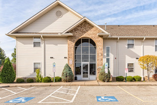 Building Exterior - Laurel Springs Apartments