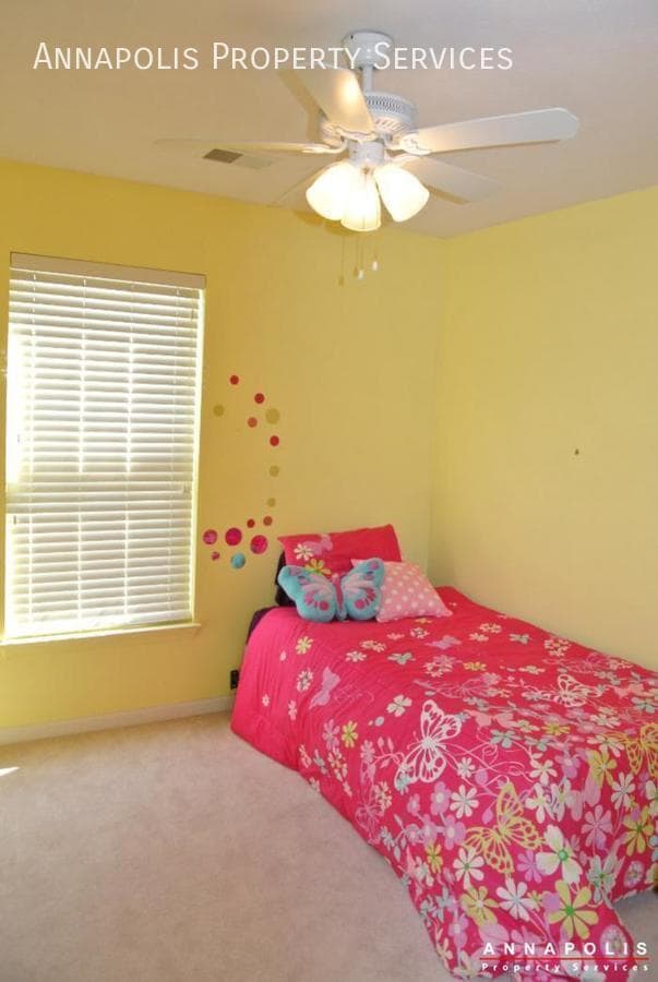 Building Photo - 950 Citrine Ct