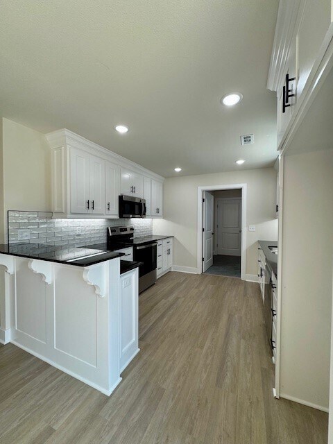 Building Photo - 69 Stoneykirk Dr