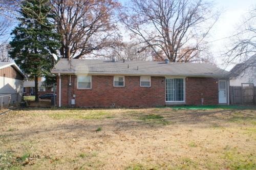 Building Photo - 233 Mimosa Ave