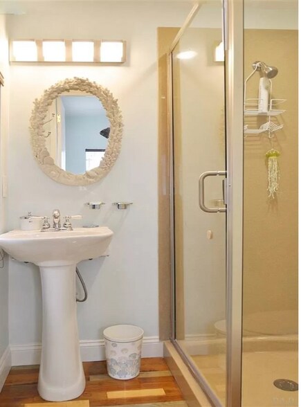 Building Photo - 714 W Zarragossa St