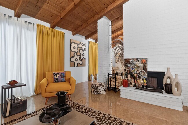 Building Photo - 70325 Mottle Cir