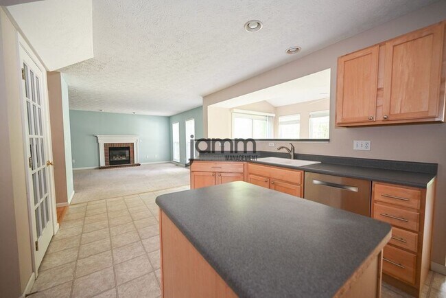 Building Photo - 8728 Breckenridge Ovl