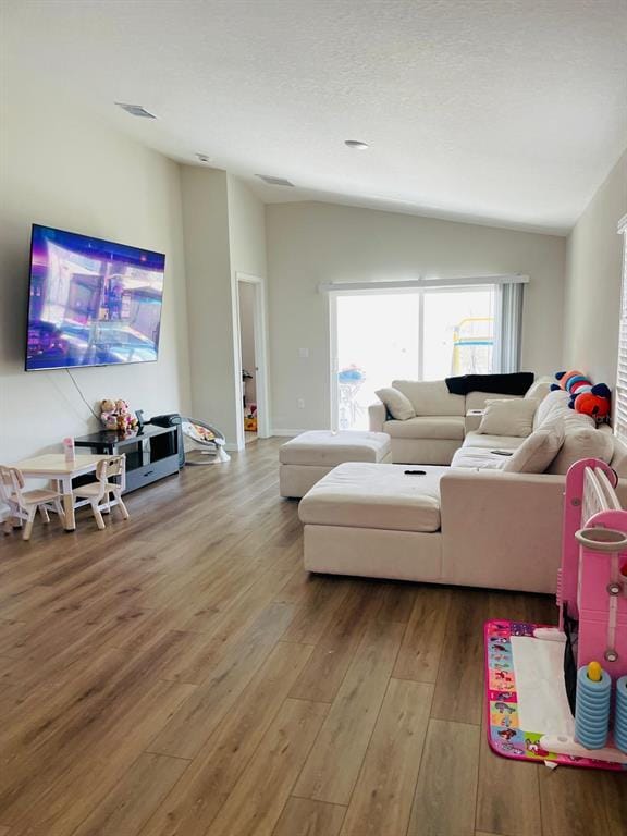 Building Photo - 4058 Gardenia Ave