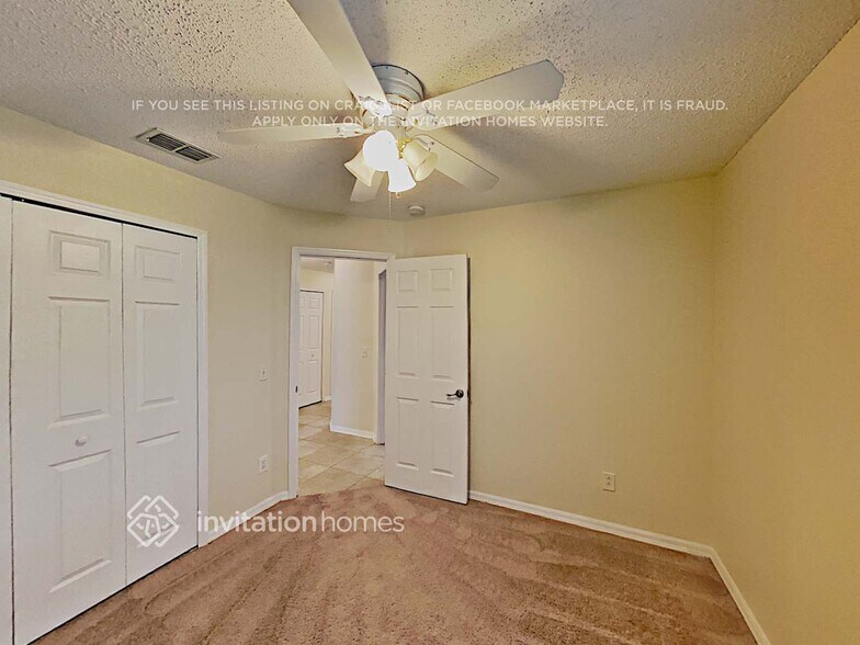 Building Photo - 2113 Fish Eagle St