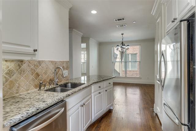 Building Photo - 4149 Grassmere Ln