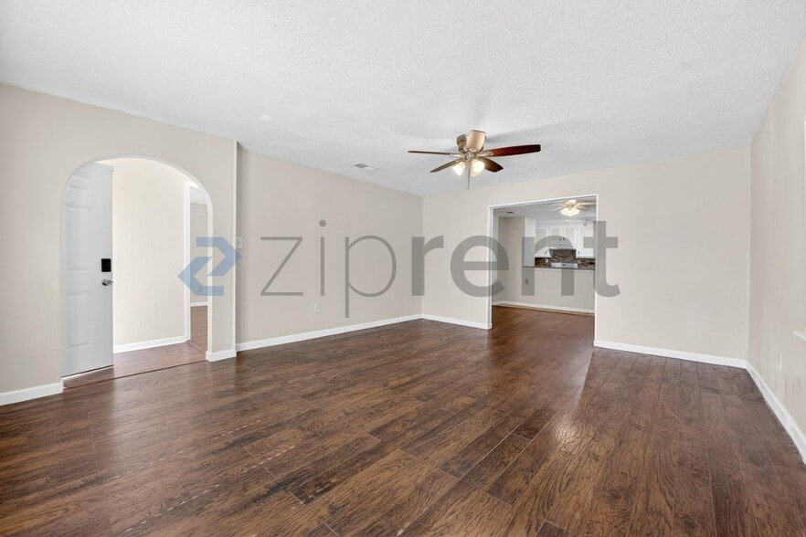 Building Photo - 1731 Morris St