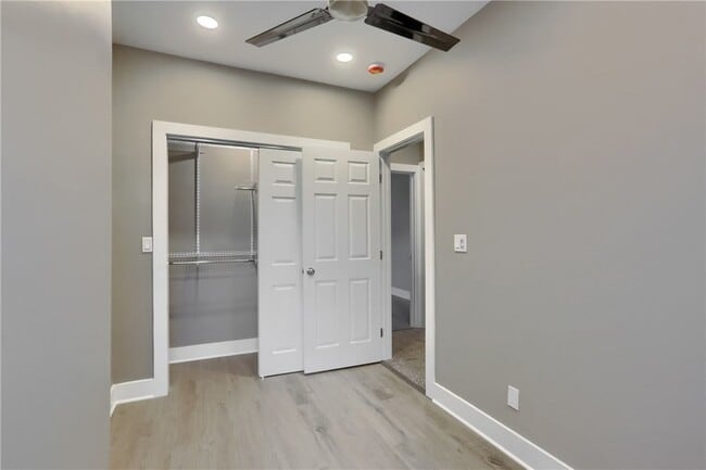 Building Photo - 5619 Hays St