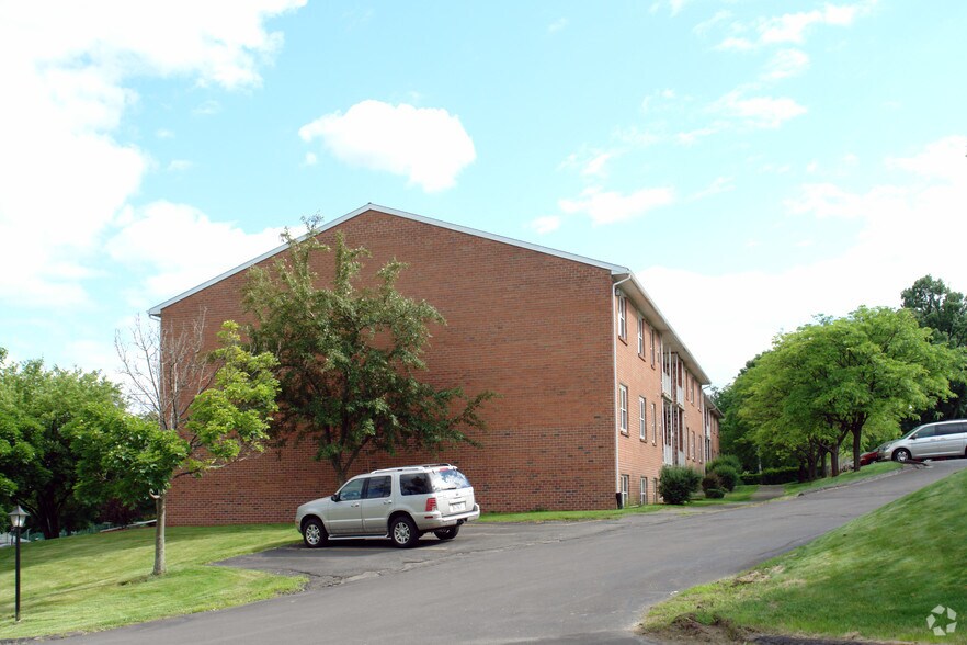 Park Hill Lane Apartments 7 Park Ln E Menands NY 12204 Apartment Finder