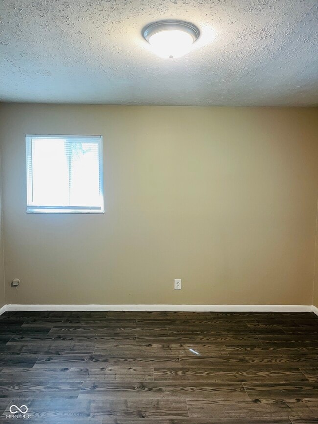 Building Photo - 1258 N Ridgeview Dr