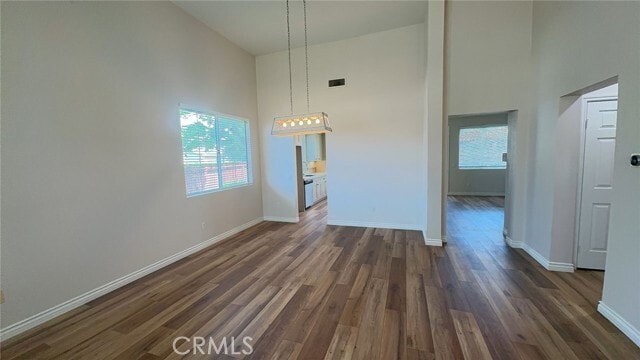 Building Photo - 41146 Lorient Ct